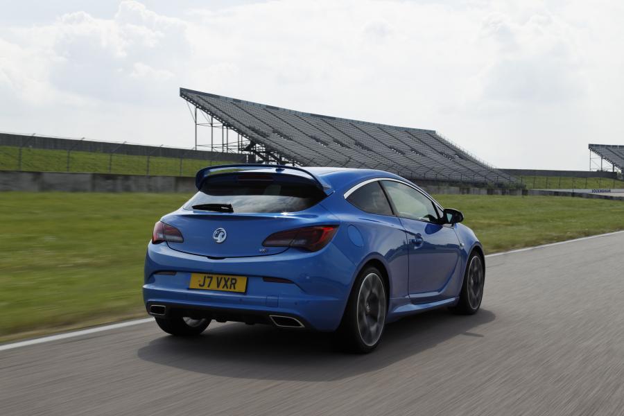  Vauxhall Astra VXR 2012 года  (фото 90 из 274)